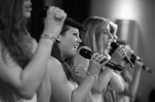 „School of Pop” heißt bei uns der Gesangsunterricht für Jugendliche Gesangsschule